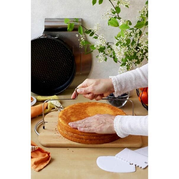 Krajacz strunowy do biszkoptu Tadar 33,5 x 15,5 cm
