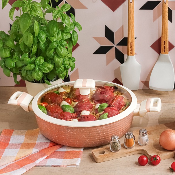 Patelnia indukcyjna kr&oacute;tkie uchwyty z pokrywką Starke Pro Coretto 28 cm