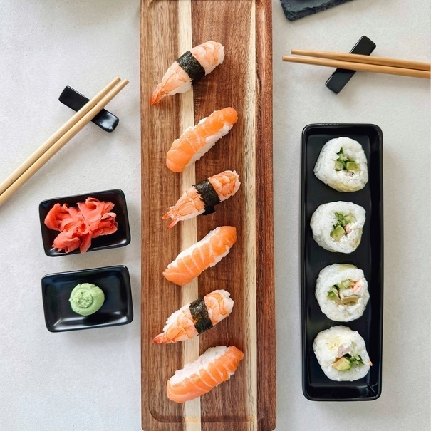 Zestaw do sushi dla 2 os&oacute;b Tadar 7 element&oacute;w