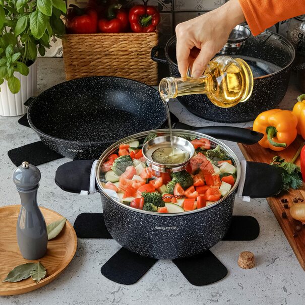 Zestaw garnk&oacute;w marmurowych Konighoffer Pollo 10 element&oacute;w i 2 nakładki 2 podkładki