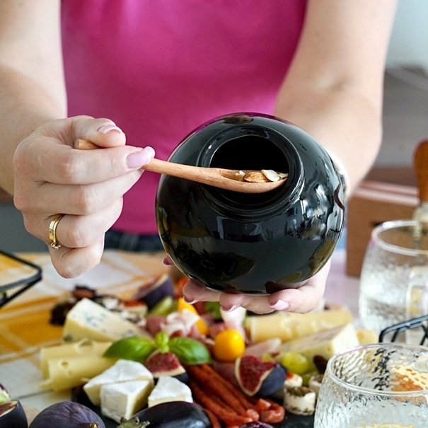 Pojemnik kuchenny z drewnianą łyżeczką Konighoffer Ceramic czarny