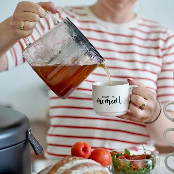 Dzbanek do herbaty z zaparzaczem Konighoffer Andrea 1,5 l