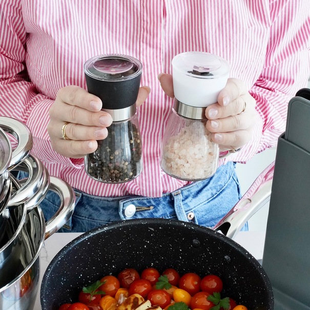 Zestaw młynk&oacute;w ręcznych do soli i do pieprzu Tadar 170 ml