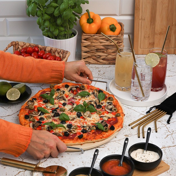 Kamień do pizzy ze stojakiem Konighoffer 33 cm