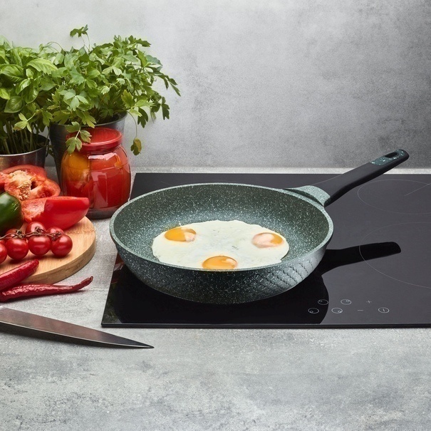 Patelnia granitowa na indukcję Konighoffer Green Husk 28 cm