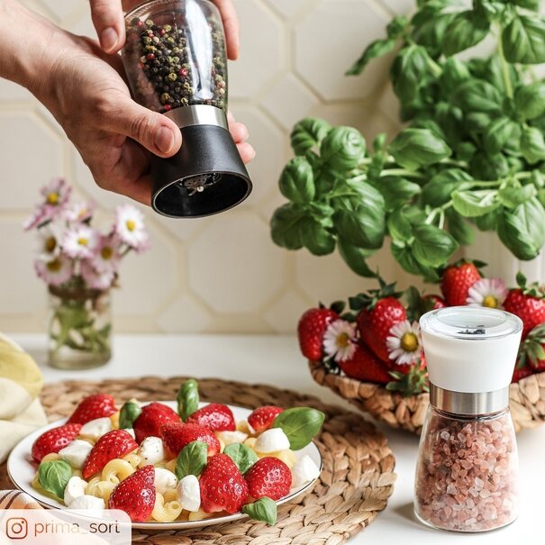 Szklany młynek ręczny do soli i pieprzu Tadar 170 ml czarny