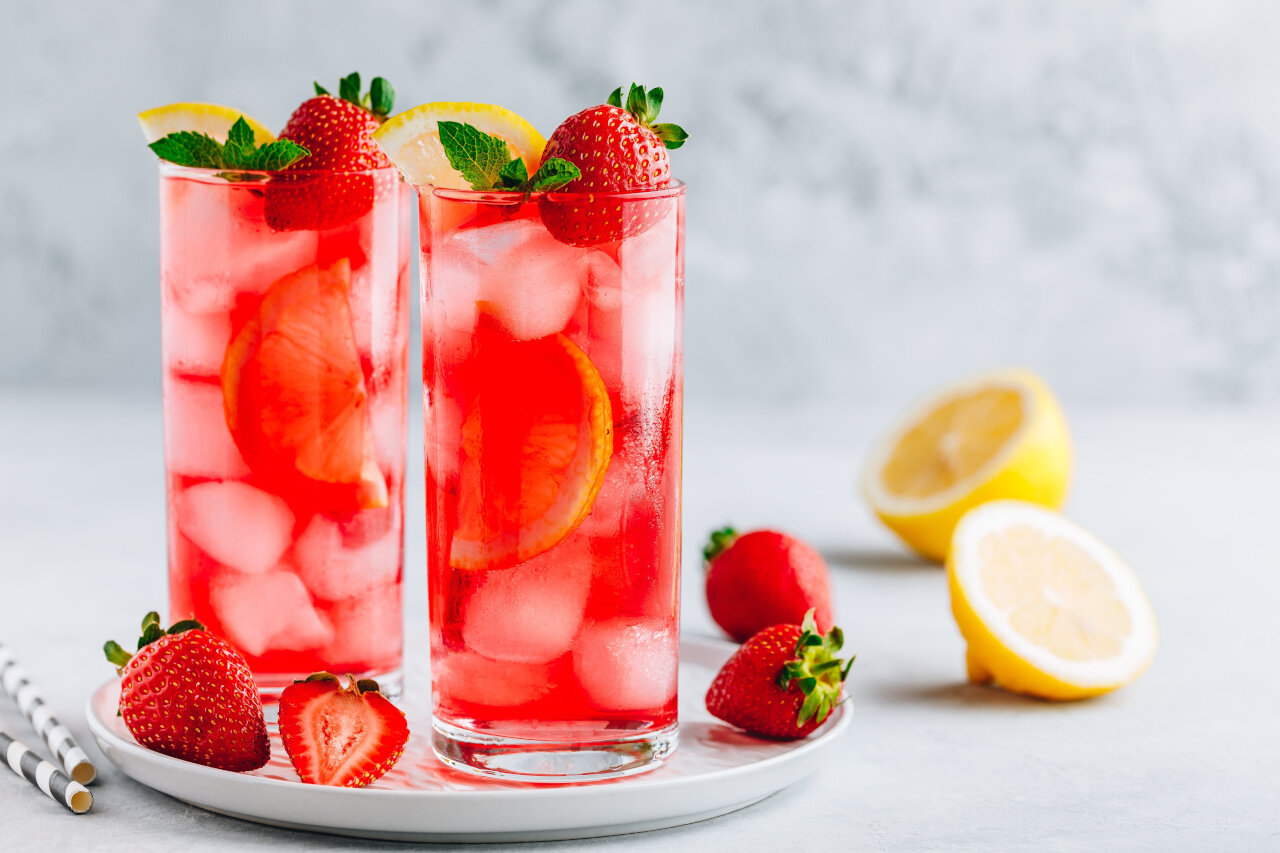 Lemoniada truskawkowa &ndash; sprawdź nasz przepis