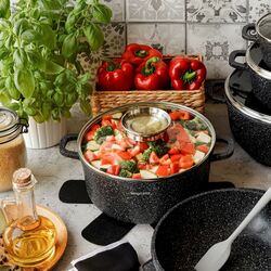 Garnek na indukcję z pokrywką Konighoffer Pollo Black 4,5 l