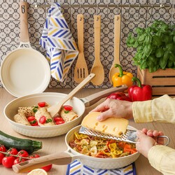 Komplet garnków ceramicznych 9 elementów Konighoffer Rosti kremowe