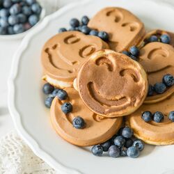 Patelnia marmurowa do pancakes i placków Tadar Marble Buźki 26 cm indukcja