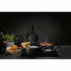 Patelnia na indukcję non-stick z pokrywką Starke Pro Sirius 20 cm
