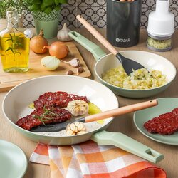 Patelnia z powłoką ceramiczną indukcyjna Konighoffer Astel 30 cm