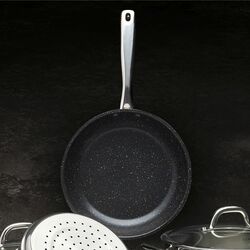 Patelnia na indukcję nierdzewna z pokrywką Starke Pro Treviso 24 cm