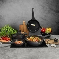 Patelnia na indukcję z pokrywką Starke Pro Taylor Marble 28 cm głęboka
