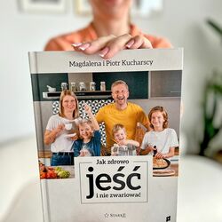 Książka kucharska z autografem Jak zdrowo jeść i nie zwariować