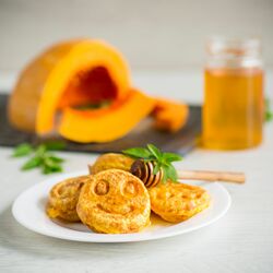 Patelnia marmurowa do pancakes i placków Tadar Marble Buźki 26 cm indukcja